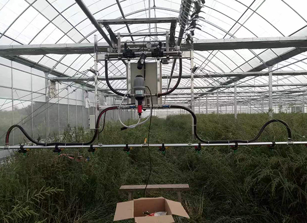 噴灌機在溫室大棚中工作會帶來哪些好處？